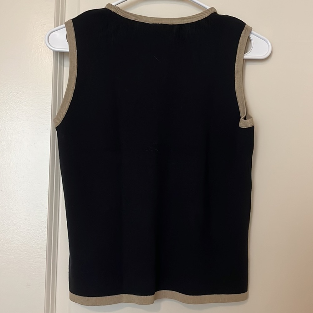 Vest - Picture 2 of 2